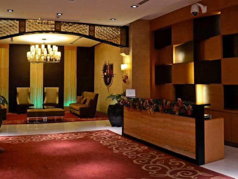 Luxury Condo At Forbeswood Parklane The Fort Bgc Makati City Exteriér fotografie